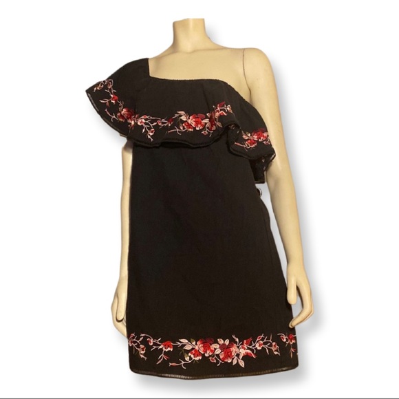 Lucy Paris Dresses & Skirts - Lucy Paris embroidered one shoulder dress